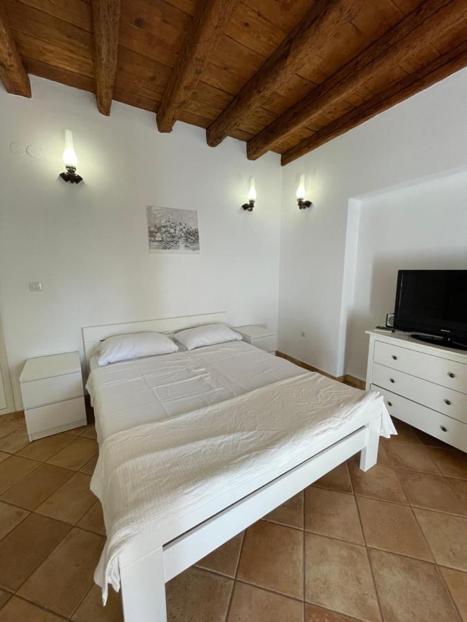 Studio Apartment Ana Vrsar Buitenkant foto