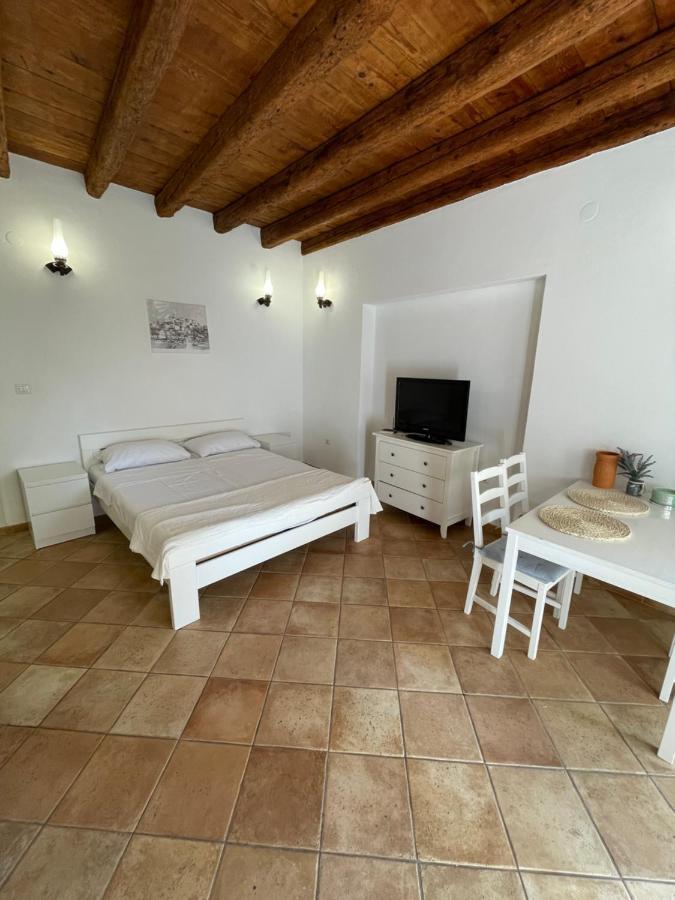 Studio Apartment Ana Vrsar Buitenkant foto