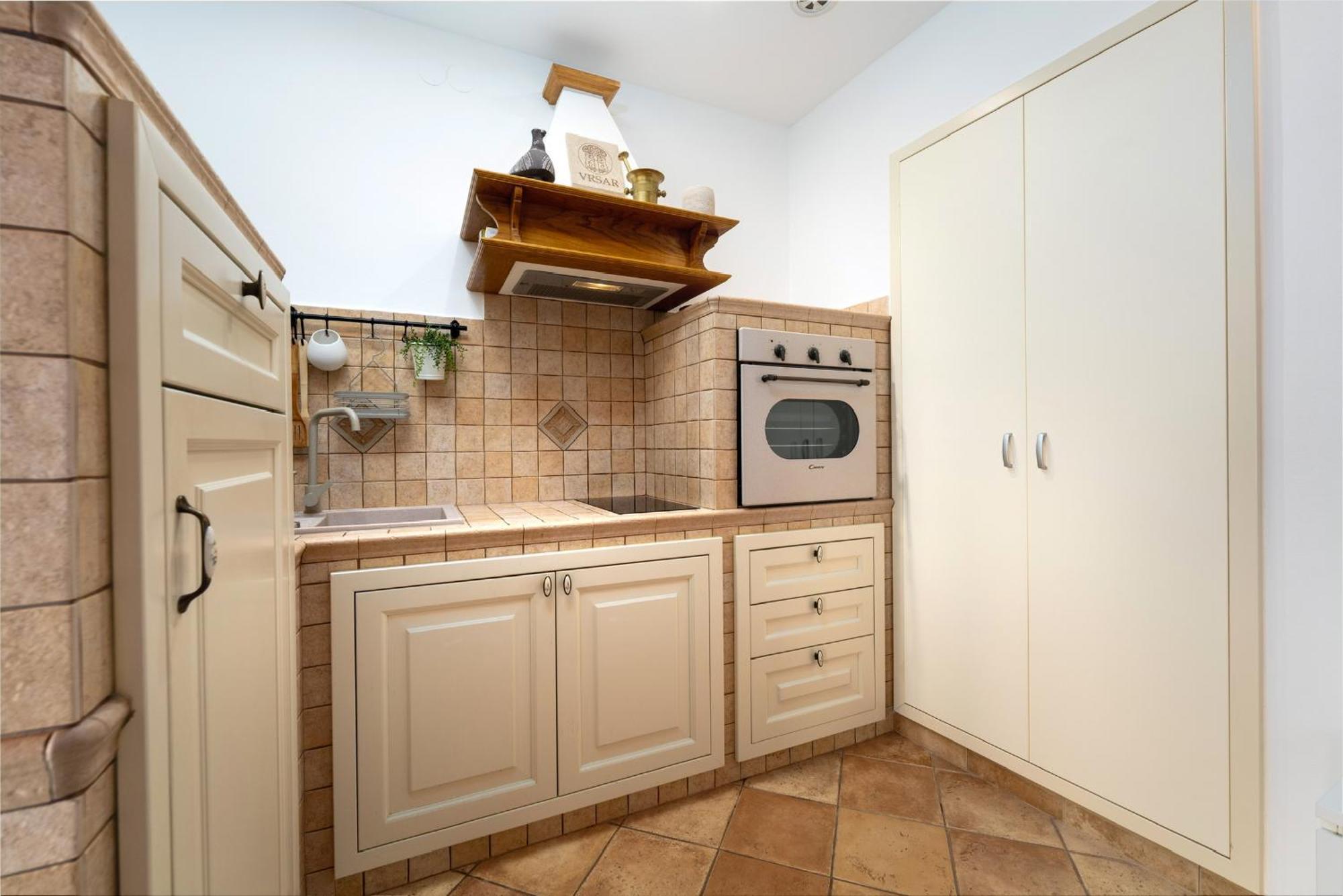 Studio Apartment Ana Vrsar Buitenkant foto